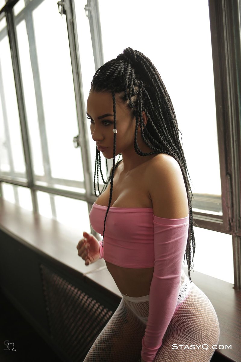 Виктория, 22 года, 2 размер груди